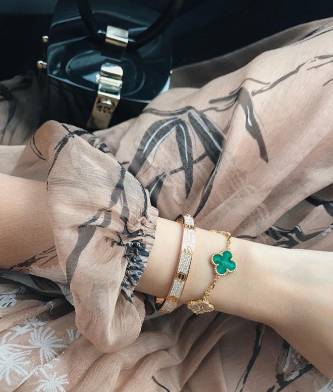 Là con gái tỷ phú, lại xinh xắn, chồng đẹp con ngoan: Sao có người viên mãn đến thế! Là con gái tỷ phú, lại xinh xắn, chồng đẹp con ngoan: Sao có người viên mãn đến thế!